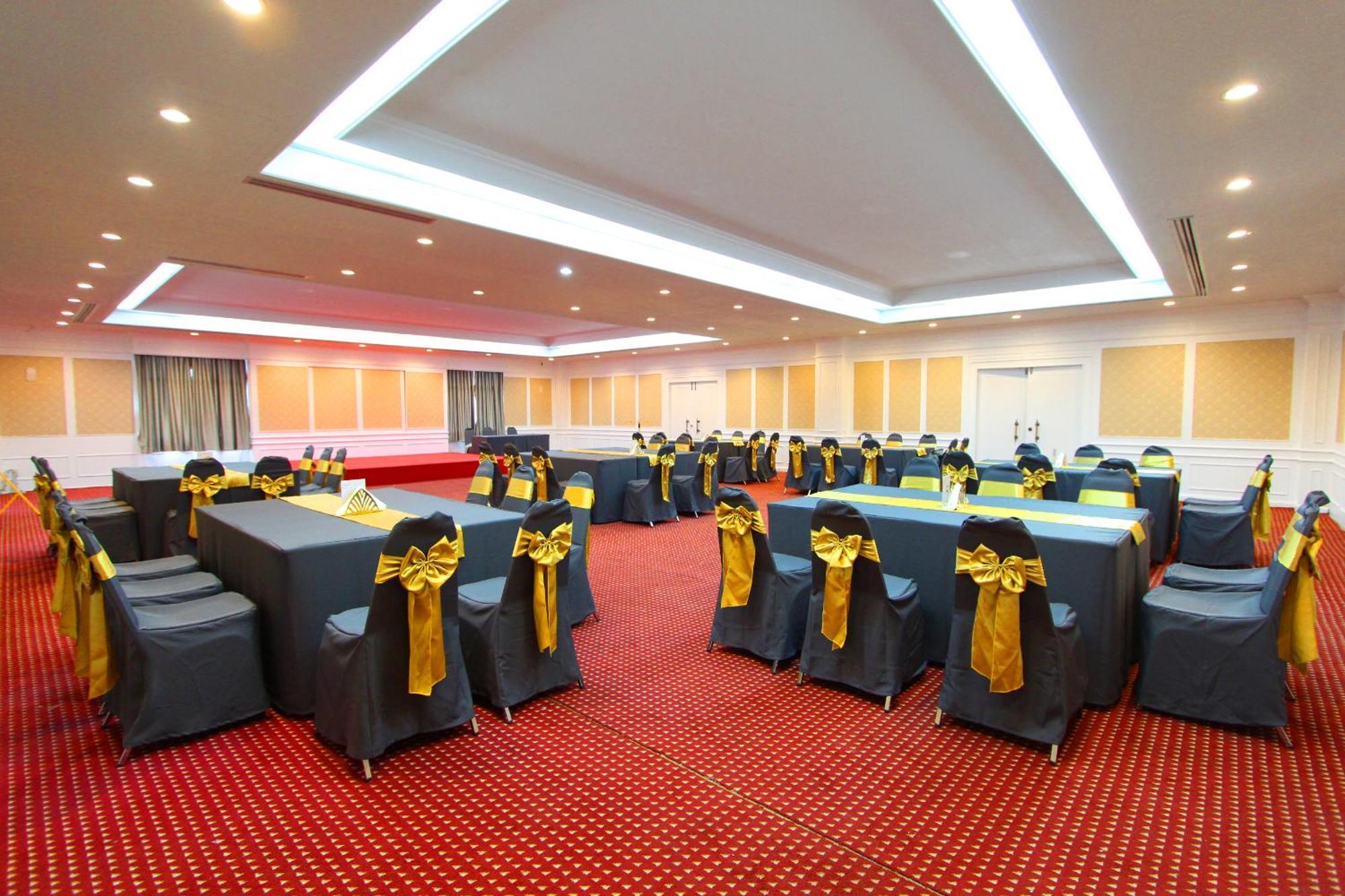 Pooh Beach Resort & Spa Jomtien Beach Exterior foto