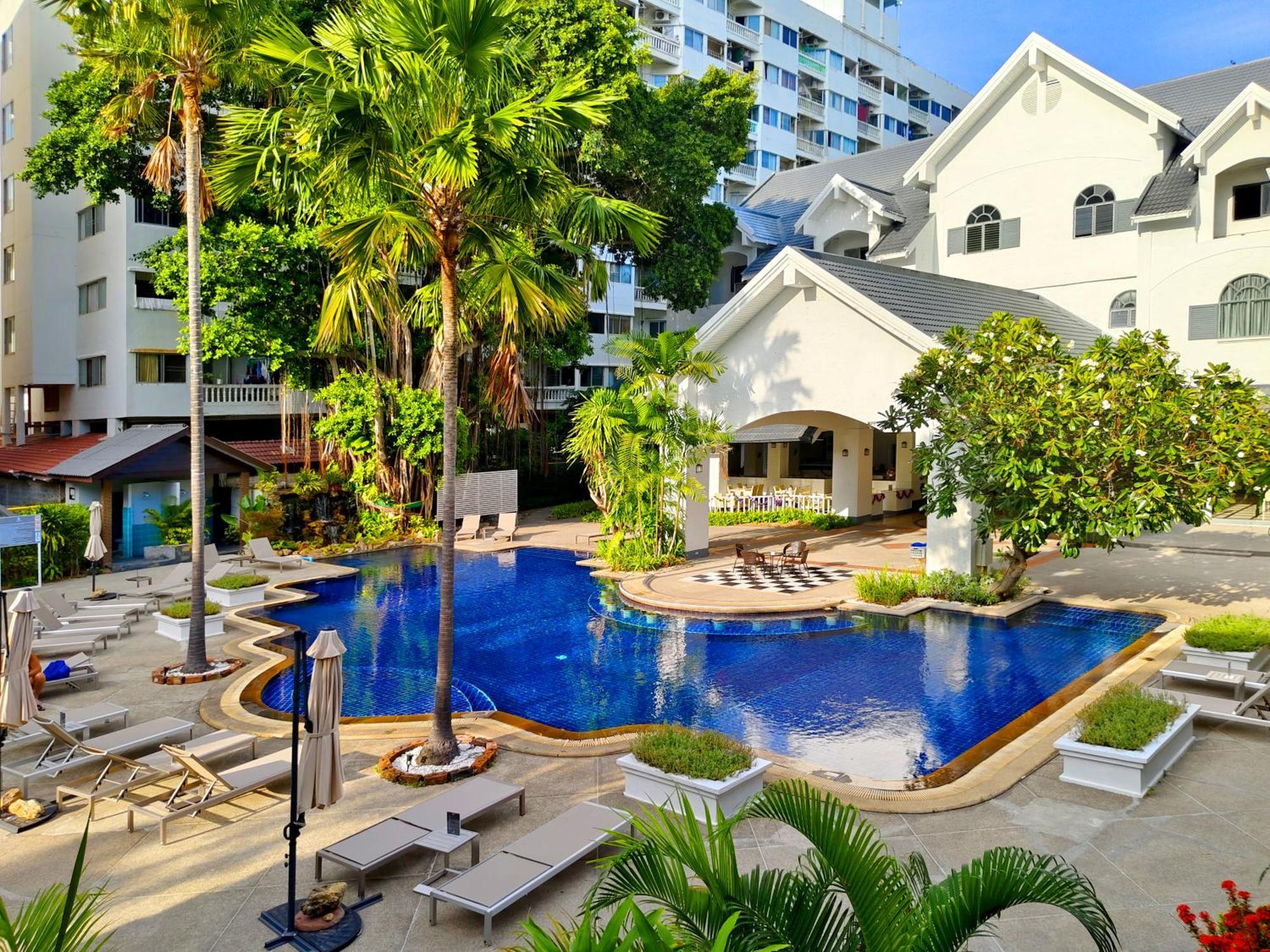Pooh Beach Resort & Spa Jomtien Beach Exterior foto