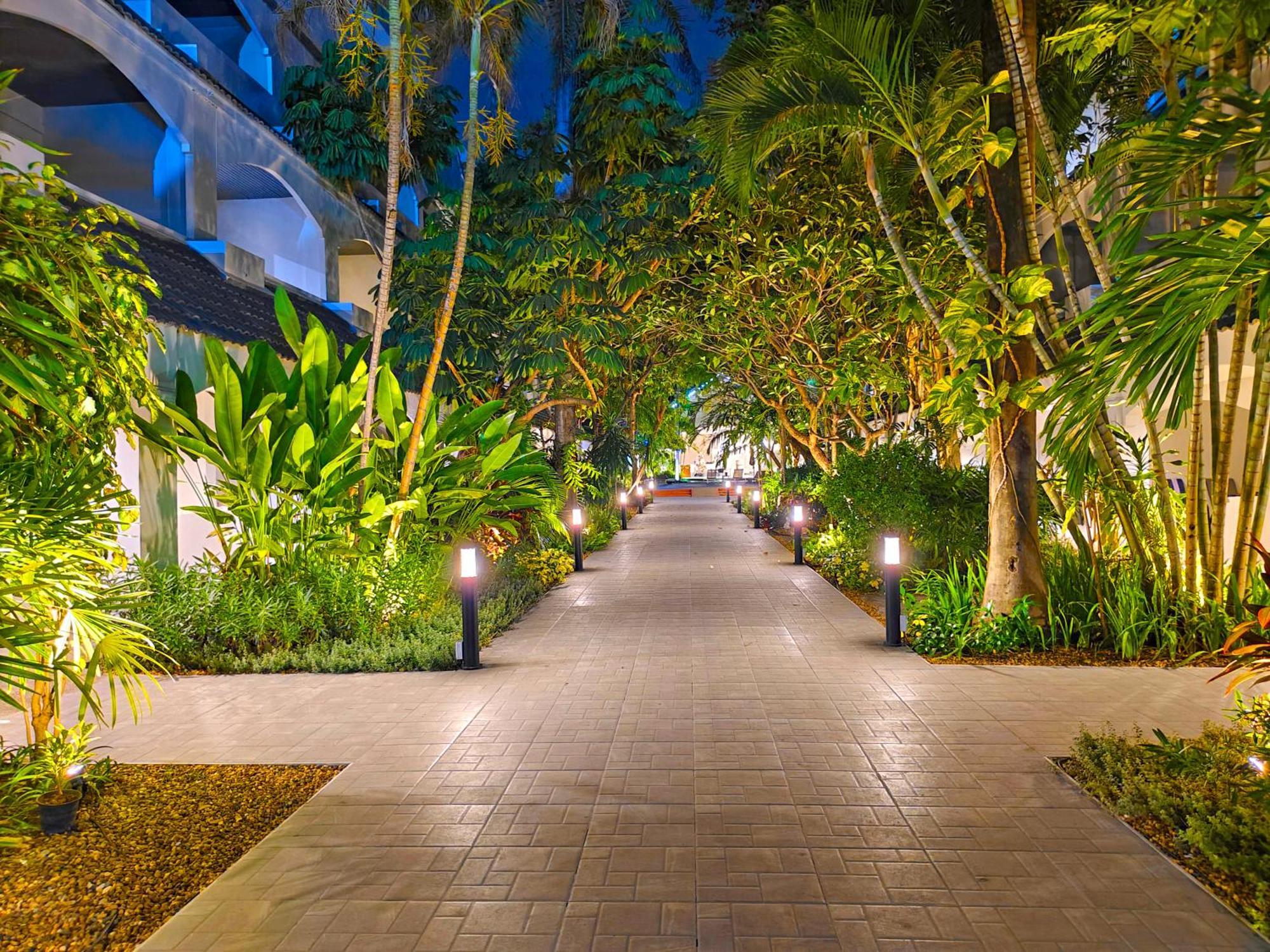 Pooh Beach Resort & Spa Jomtien Beach Exterior foto